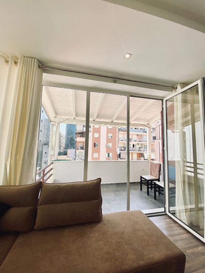 Kuta Apartments Tirane Esterno foto